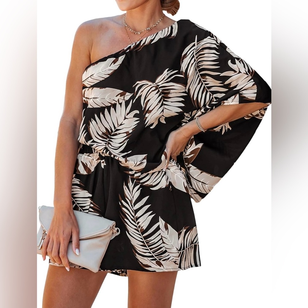 NWT Cupshe One Shoulder Romper Medium